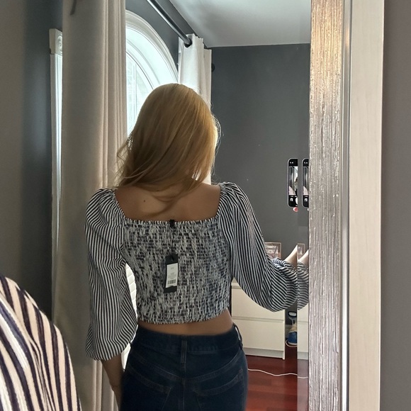 Two-Piece Dynamite Set - Picture 3 of 6